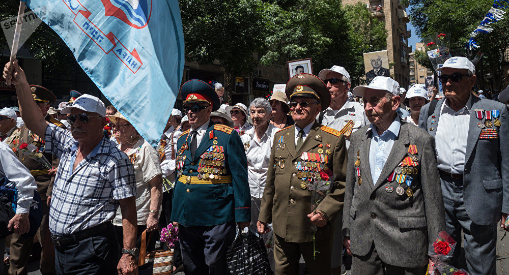 israeli veterans march victory day