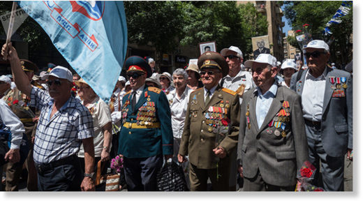 israeli veterans march victory day