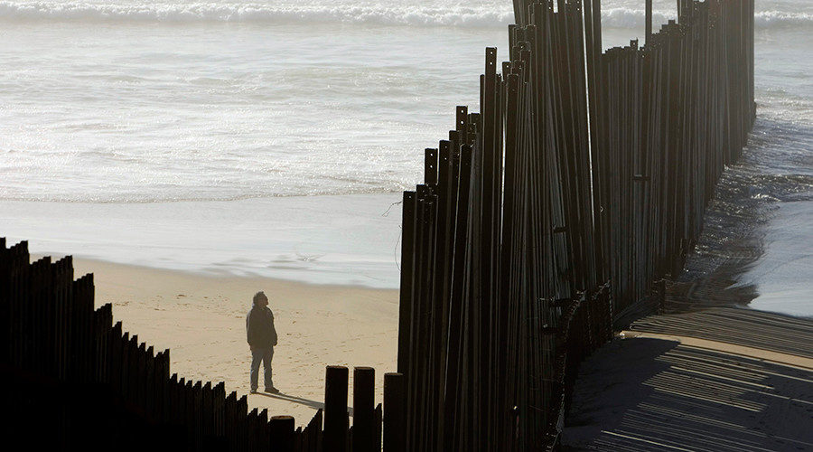 US-Mexico border wall