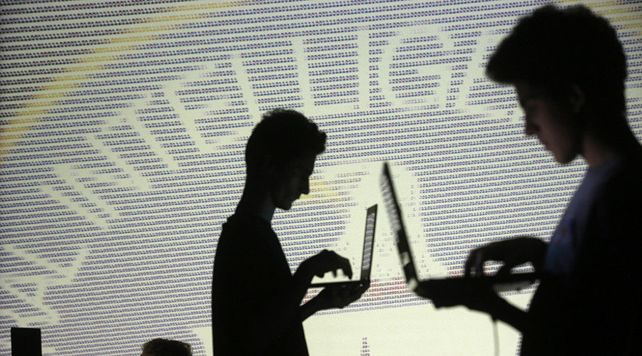 Click to enlarge laptop users