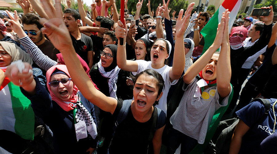 Protestors chanting slogans during a demonstration near the Israeli embassy in Amman, Jordan July 28, 2017