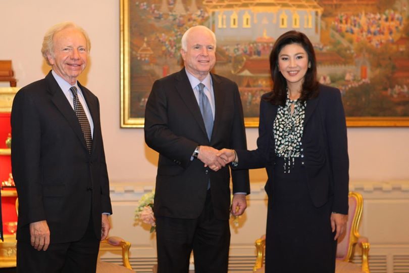 Click to enlarge John McCain and Joseph Lieberman with Yingluck Shinawatra