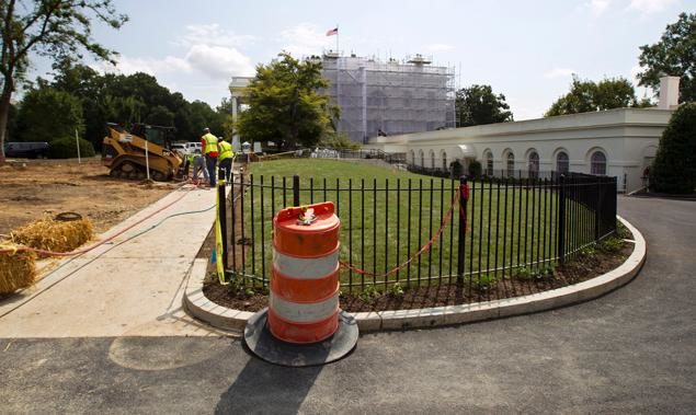 Click to enlarge Construction in front of the West Wing at the White House in Washington