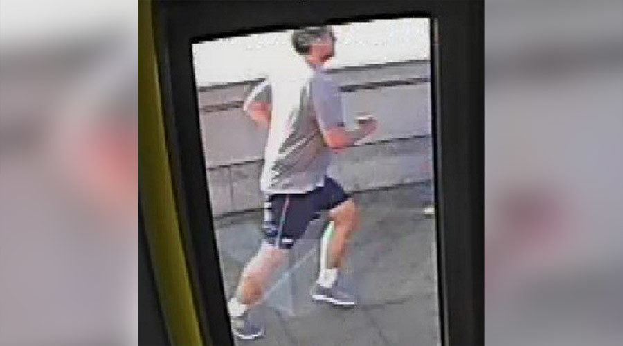 Click to enlarge London jogger