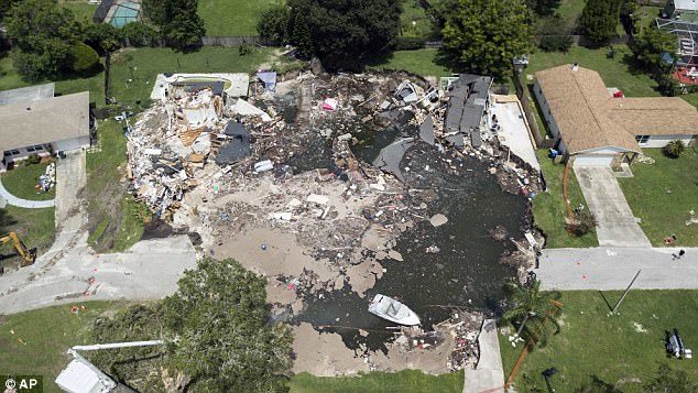 sinkhole Florida