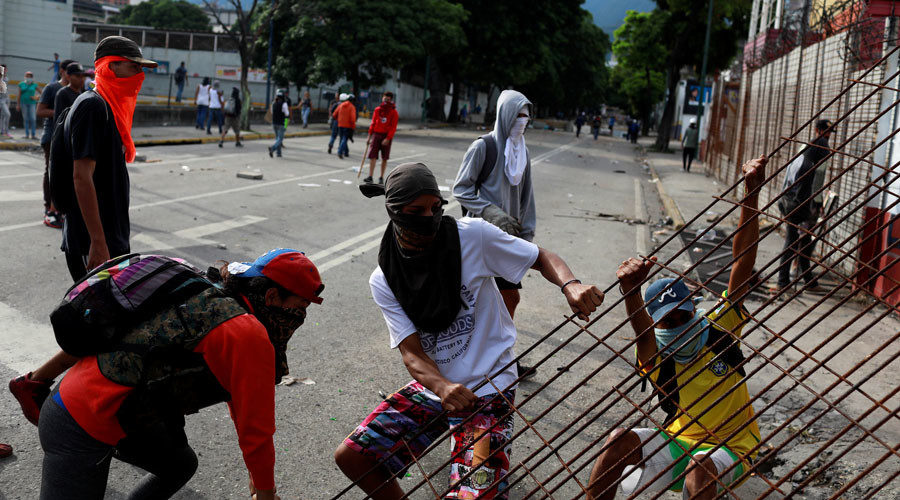 roadblock Venezuela