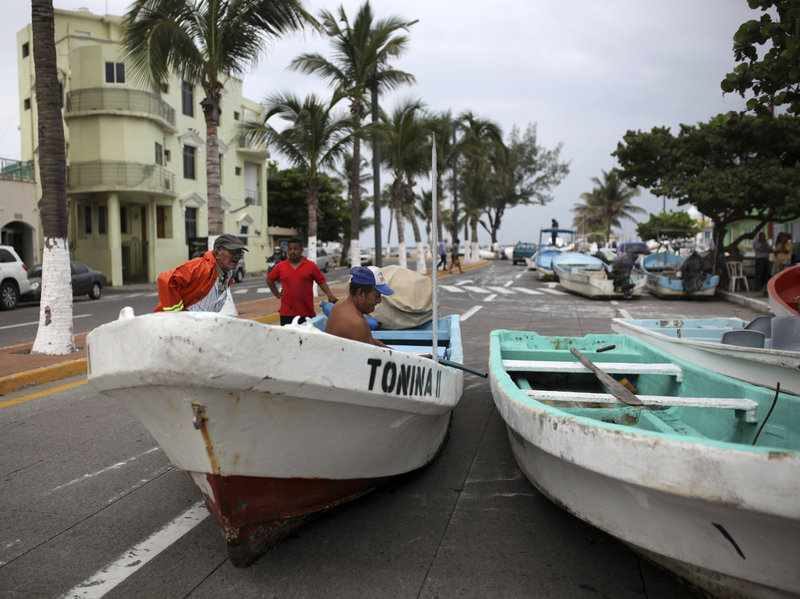 Hurricane Franklin preparation in Veracruz, Mexico