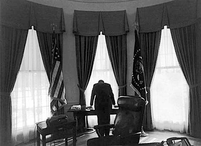 KennedyOvalOffice