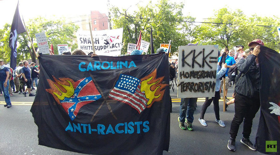 Charlottesille va race protest