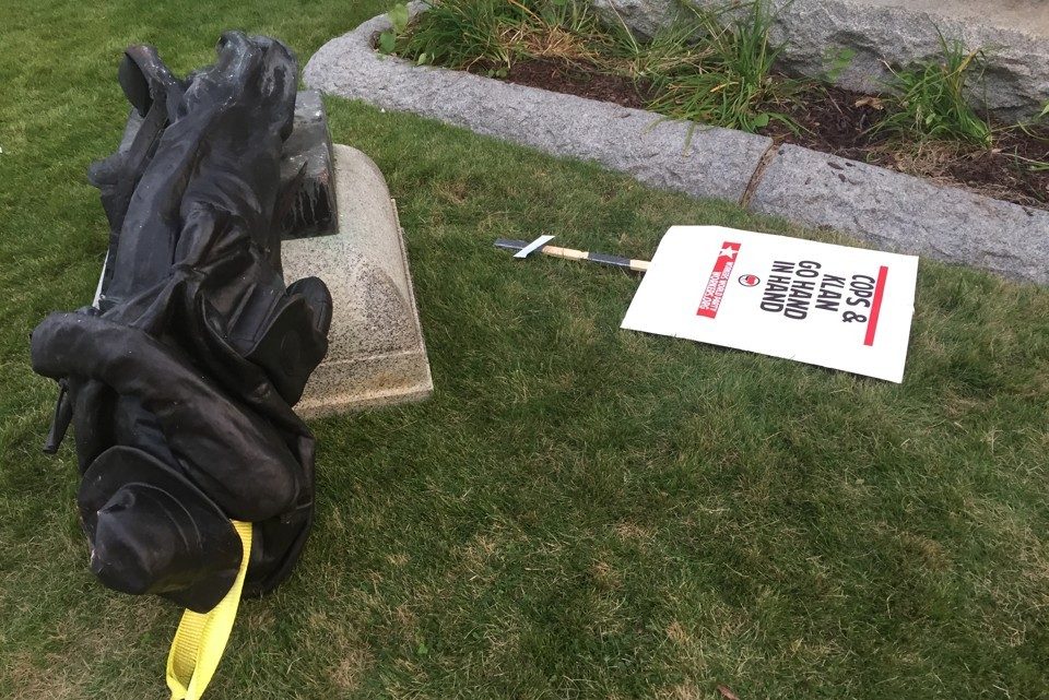 Click to enlarge toppled civil war statue Durham NC