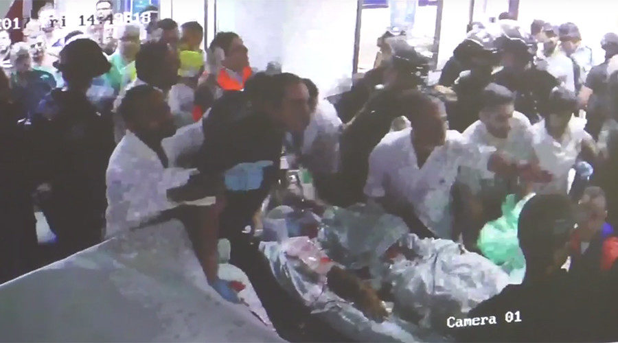 israel police raid hospital