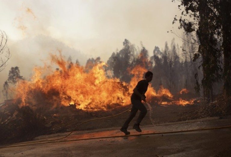 Click to enlarge Portugal wildfire