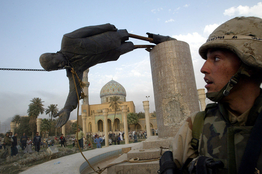 Saddam statue