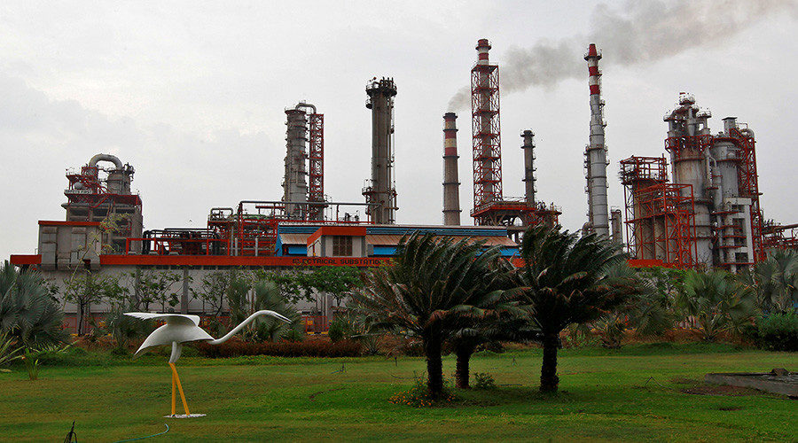 oil refinery of Essar Oil