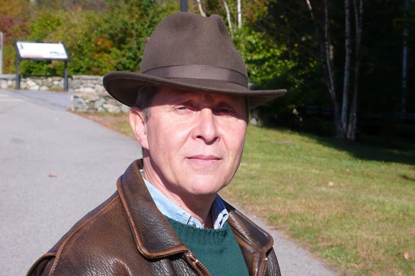 Peter Robbins