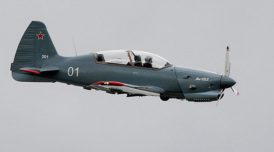 Yak-152