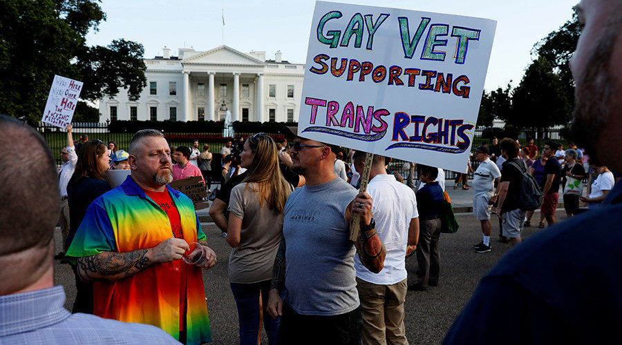 Click to enlarge gay vet supporting trans rights