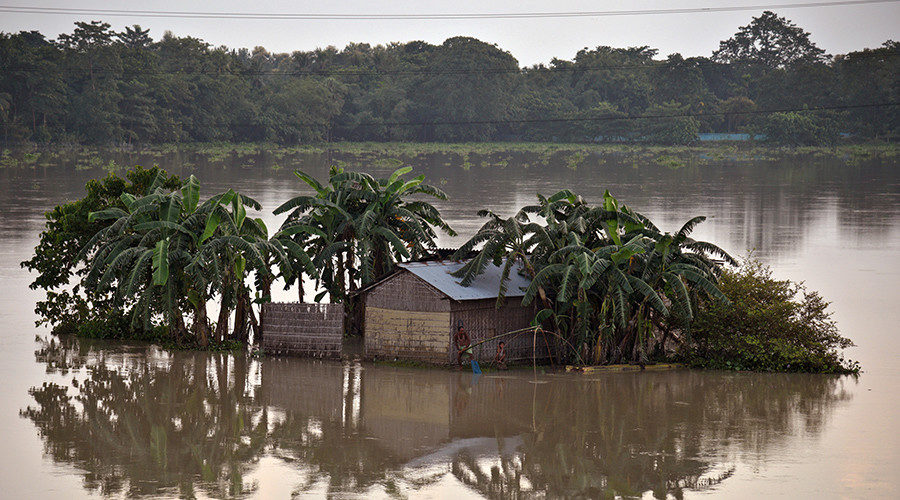 Click to enlarge flooded house India