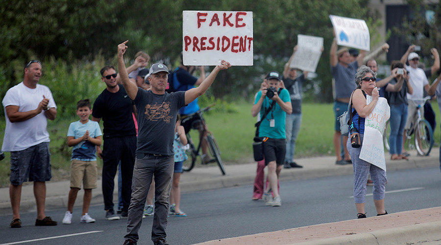 Click to enlarge Trump protesters Texas