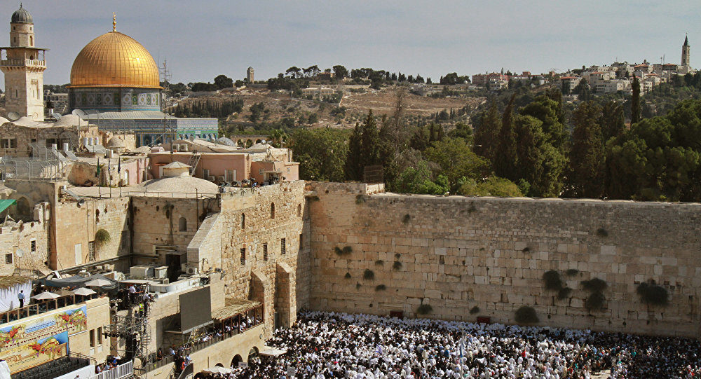 Women and the Western Wall: Spat boils over in Jewish religious site ...