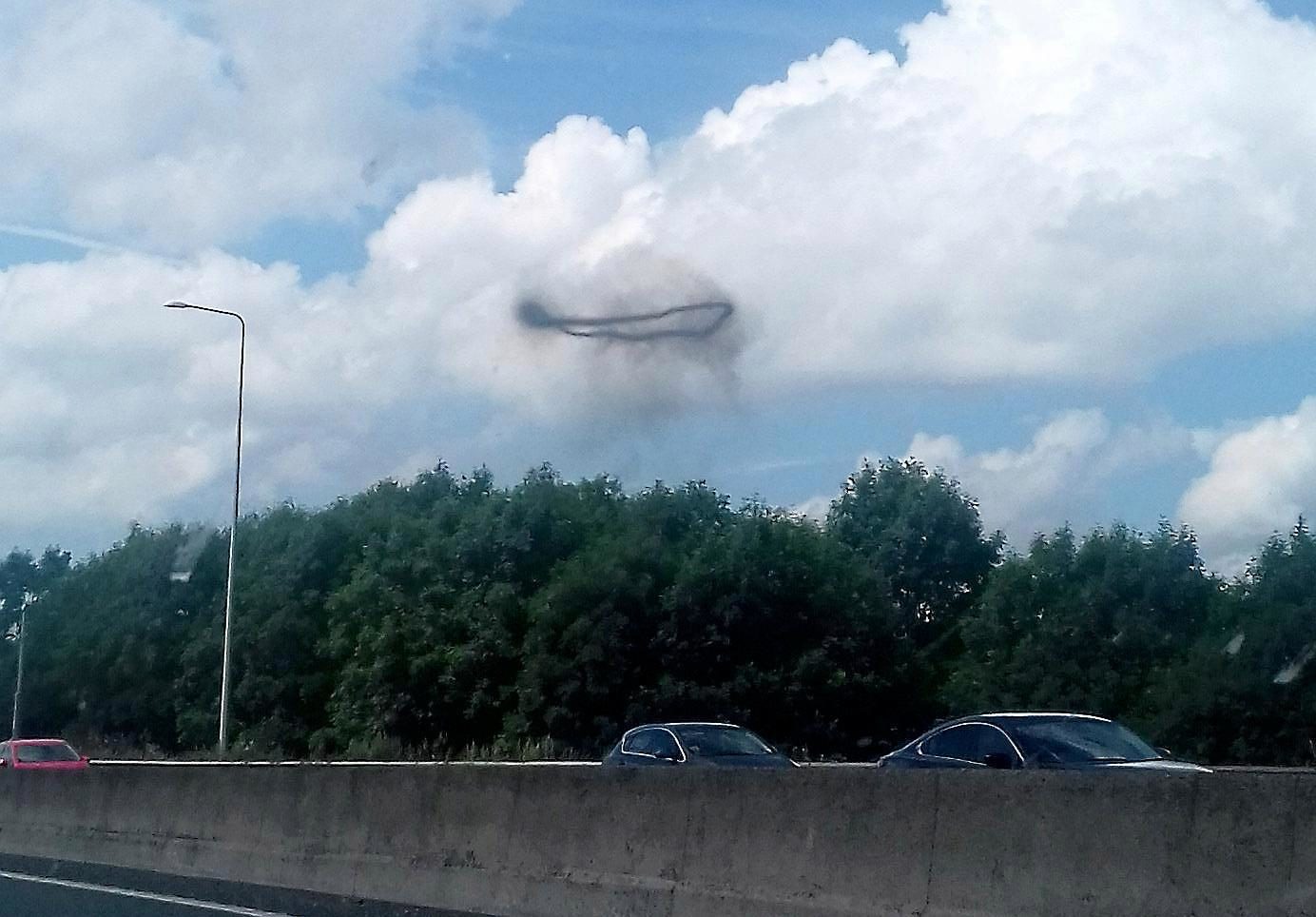 Click to enlarge black smoke ring in scottland 2