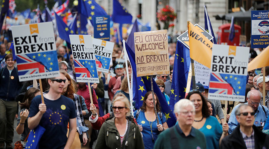 Click to enlarge Demonstrators head towards Parliament Square