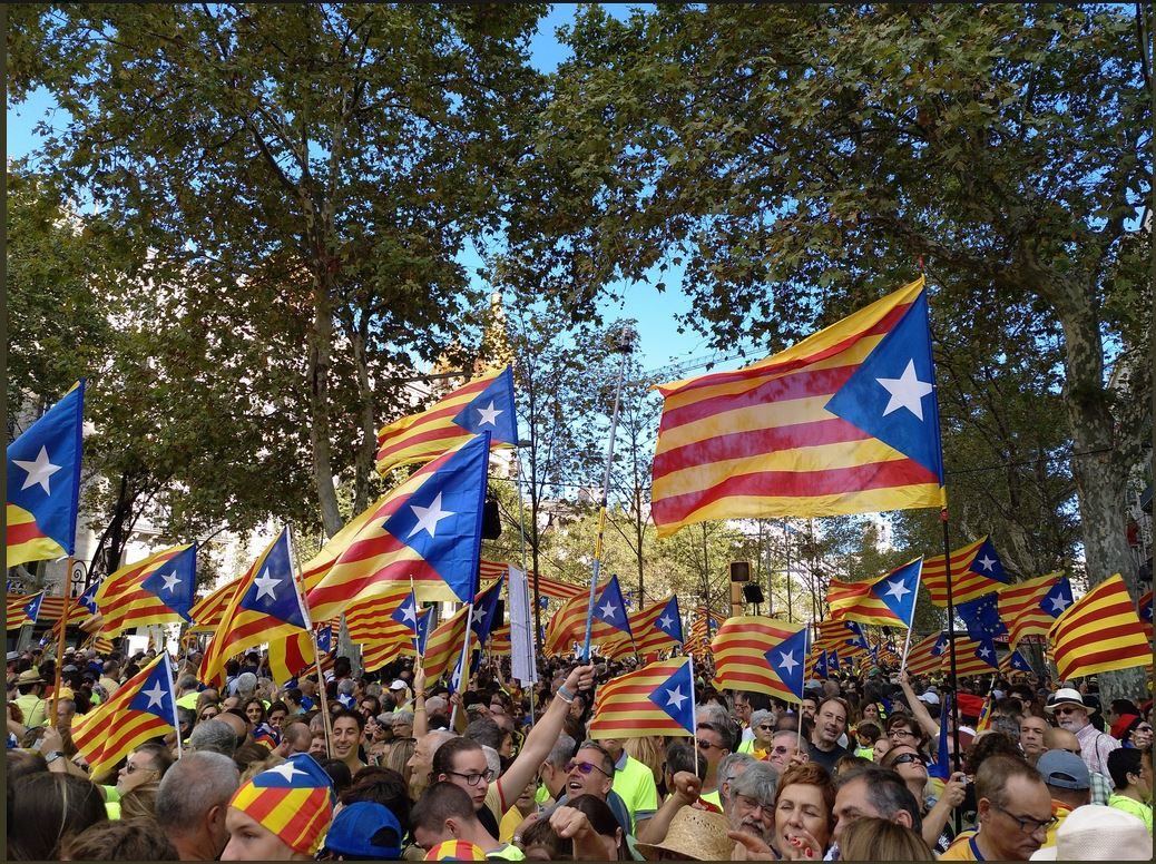 Click to enlarge Catalonia independence march