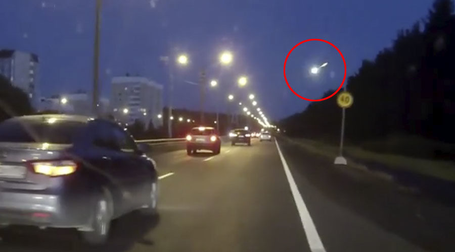 St Petersburg meteor fireball