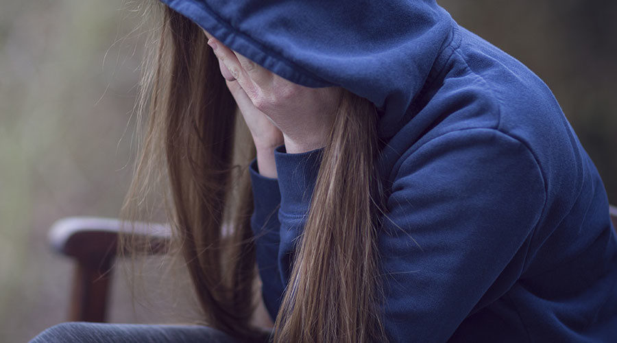 Click to enlarge shameful teenager