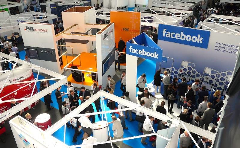 Tradeshow facebook