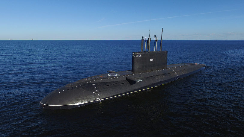 Click to enlarge Russian submarine