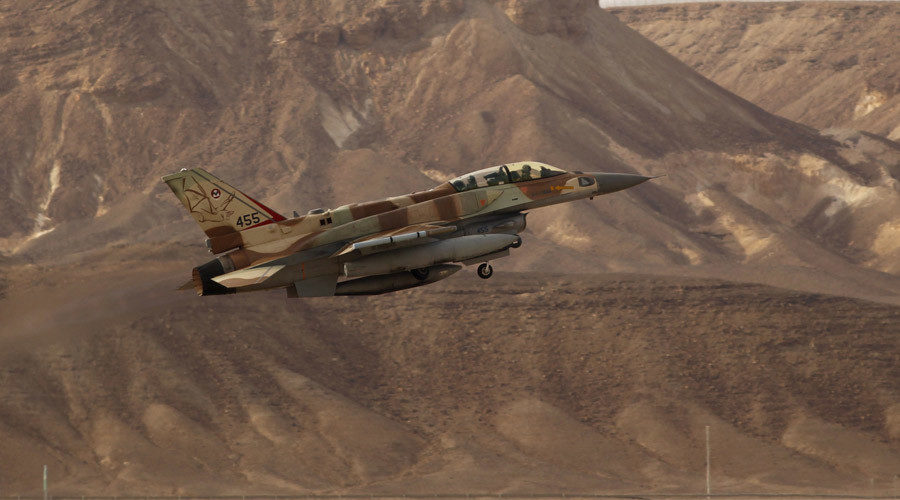 F-16 fighter jet