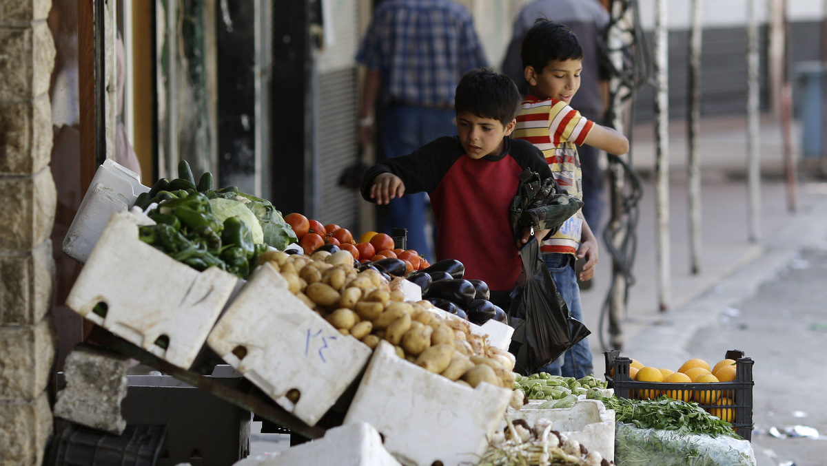 syria children vegetables