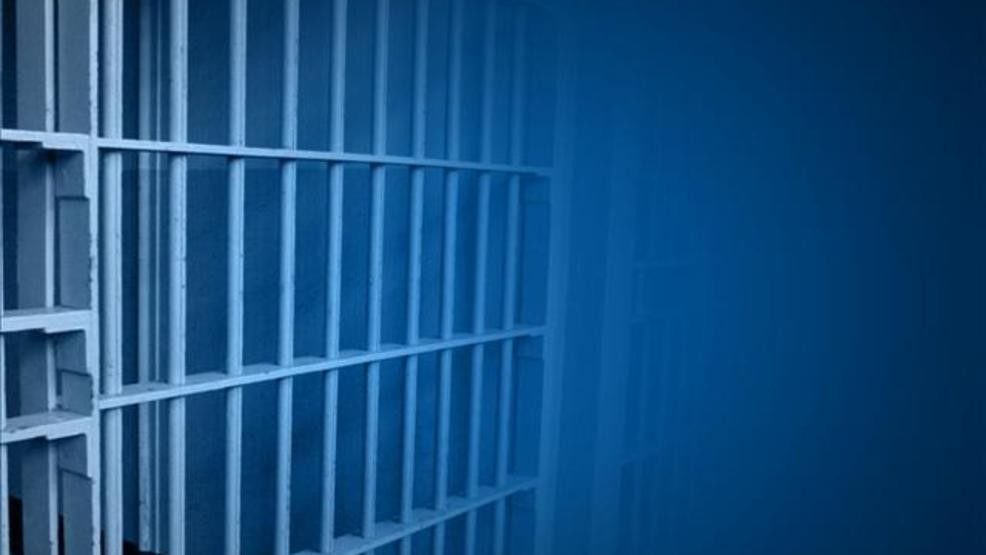Smoking in prison