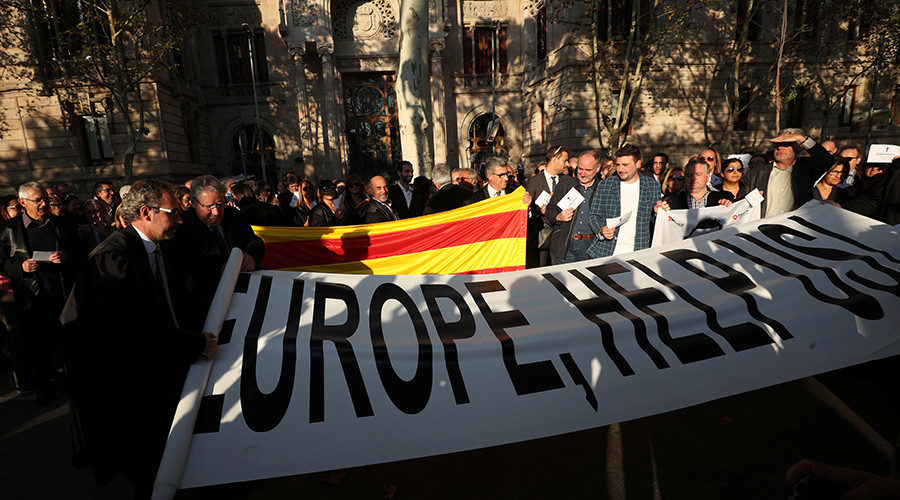 Click to enlarge Catalonia dispute Spain