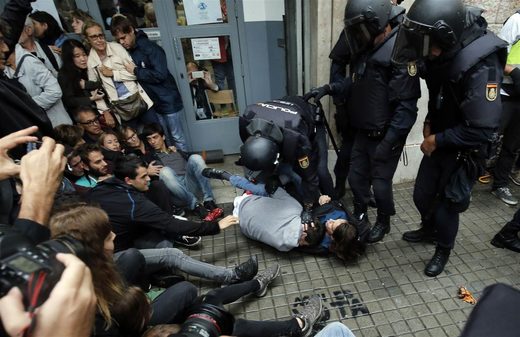 Click to enlarge catalonia police