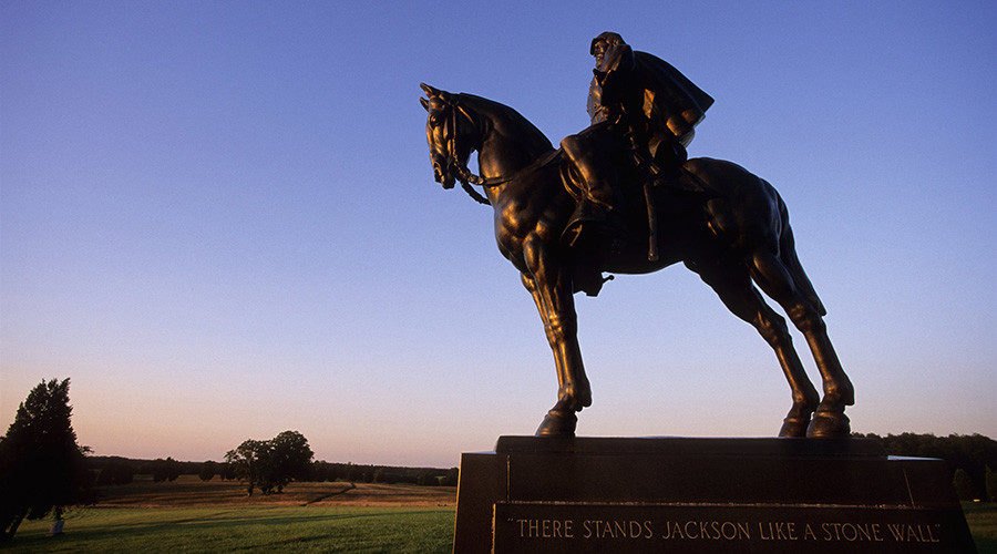 Stonewall Jackson Statue