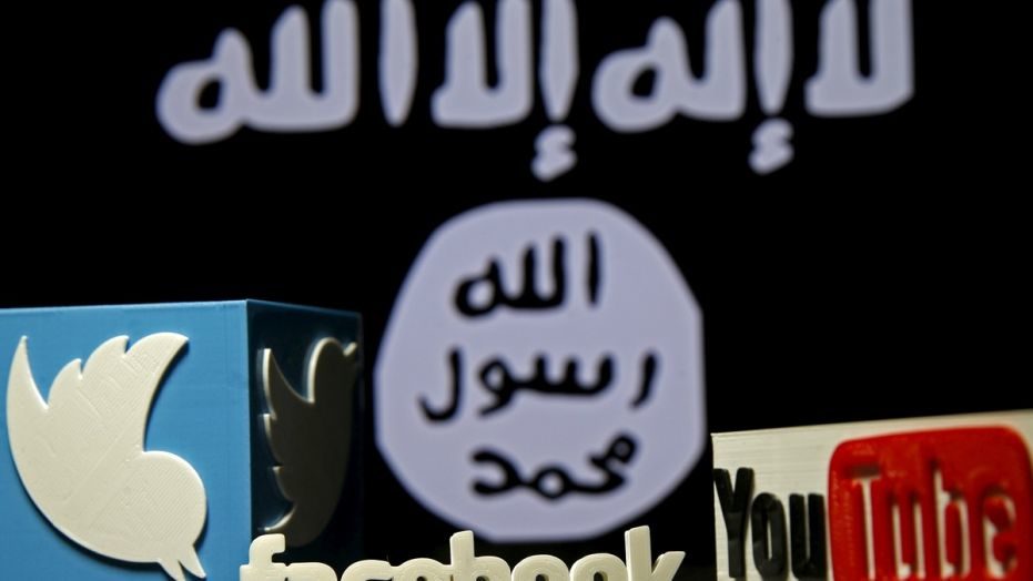 Click to enlarge ISIS flag twitter facebook