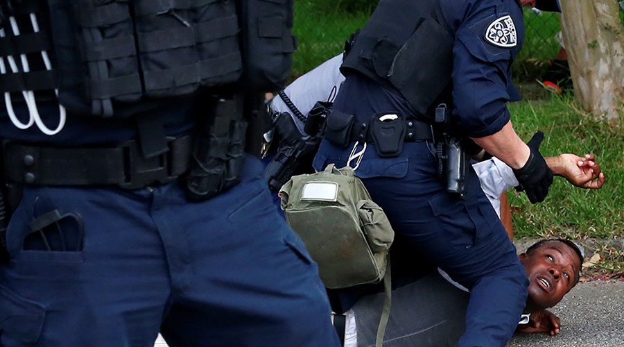 Click to enlarge cops arrest black man