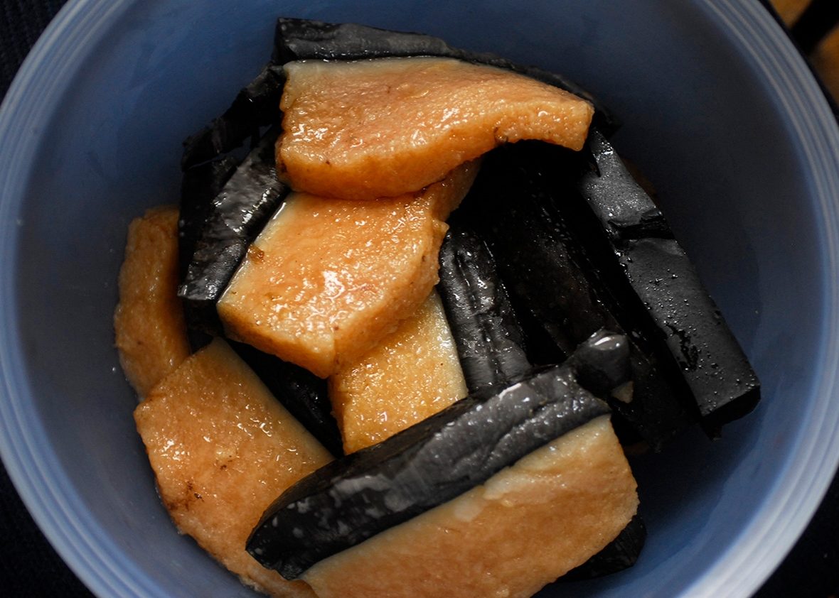 Click to enlarge muktuk whale skin and blubber