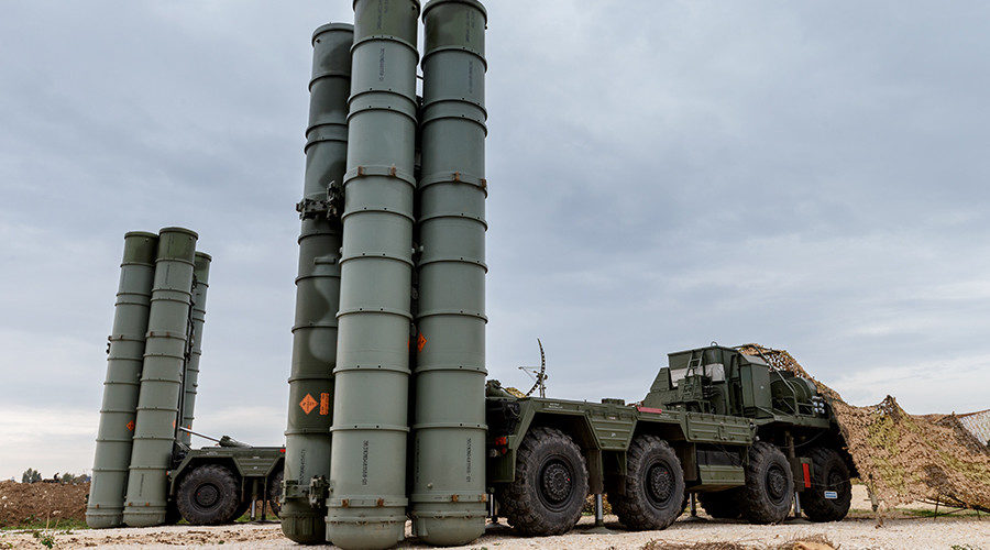Click to enlarge S-400 missile launchers