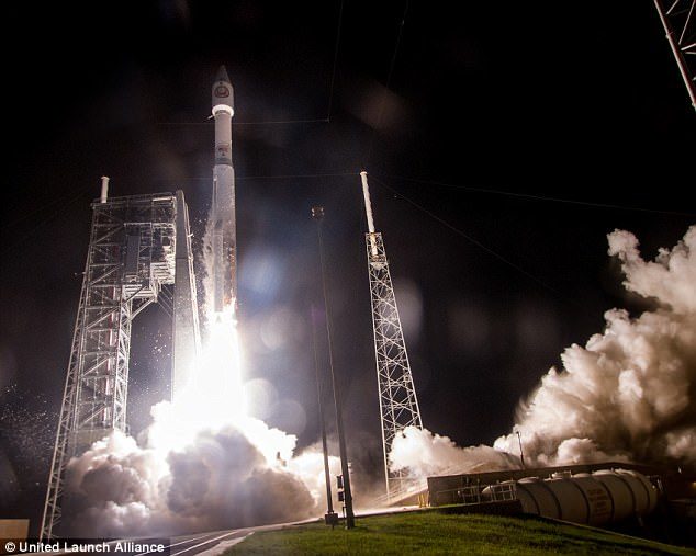 US launch spy satellites October 2017
