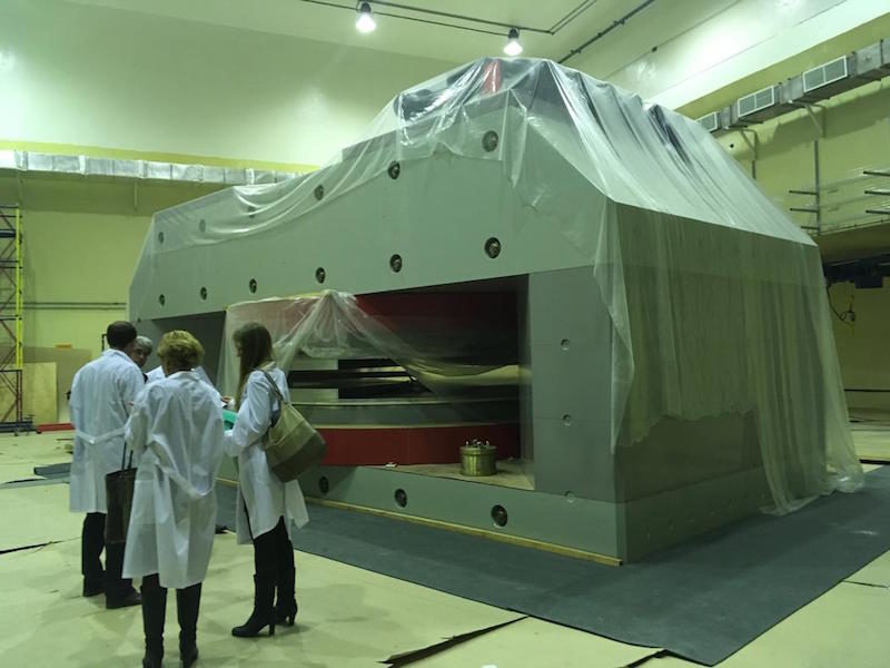Click to enlarge SHE Factory cyclotron.