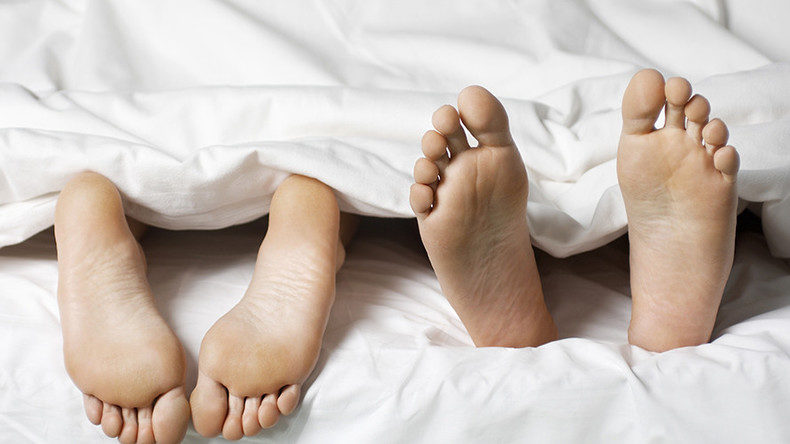 feet in bed
