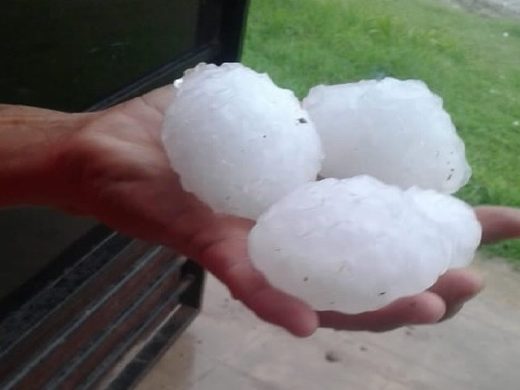 Giant hail in Formosa, Argentina