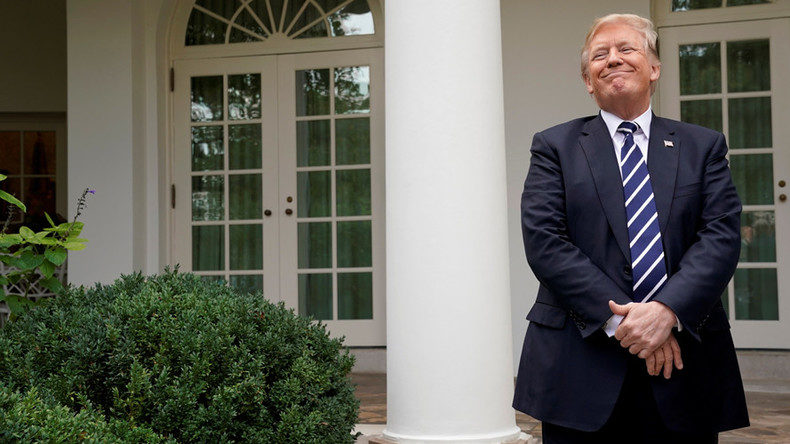 Click to enlarge Trump smiling
