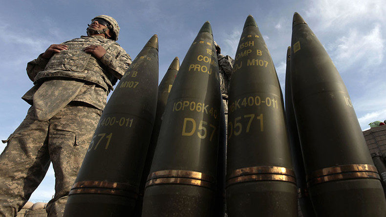 US soldier with missiles