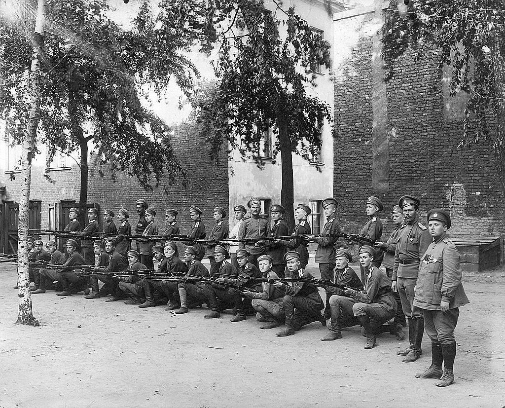 Click to enlarge russia women's batallion