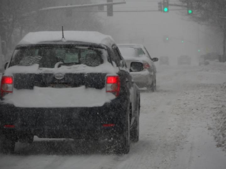 car driving snow