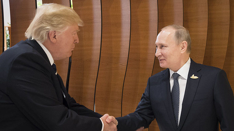 Click to enlarge US President Donald Trump and Russian President Vladimir Putin